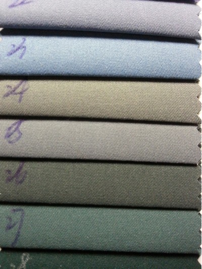 XTS 時裝面料 斜紋酷絲棉 100%滌 150CM A805 細節-3